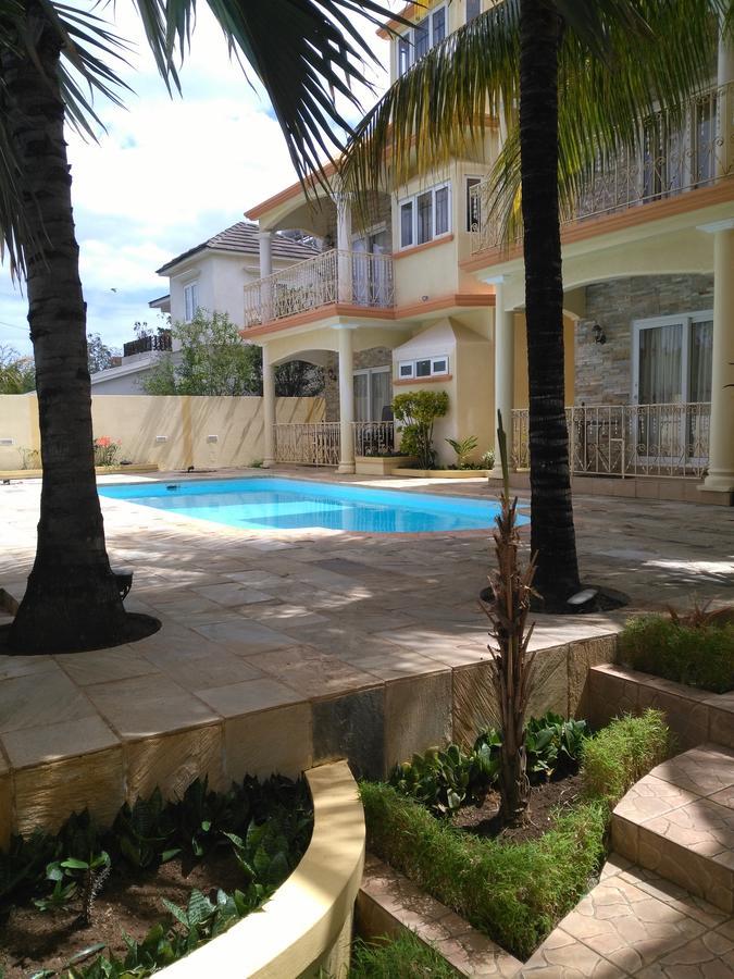 Sweet Escape Villa Flic en Flac Exterior photo